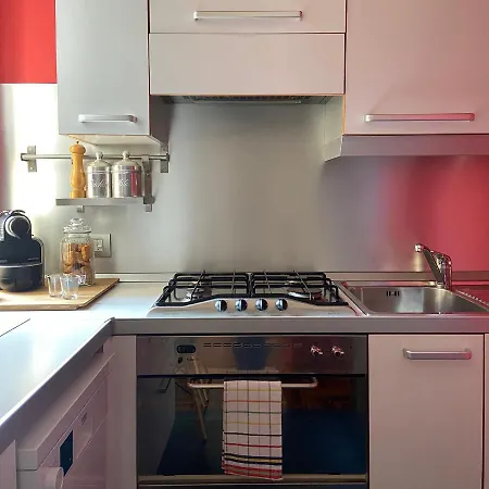Apartment Cozy And Bright One-bedroom Near Metro3
