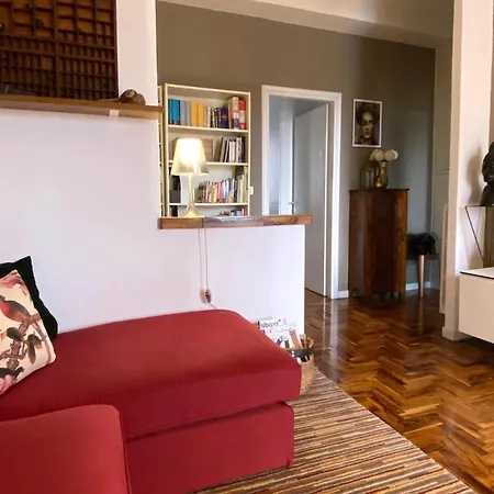 Cozy And Bright One-bedroom Near Metro3 Apartment Milan