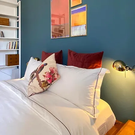 Cozy And Bright One-bedroom Near Metro3